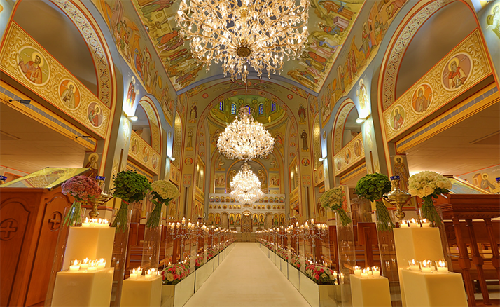 Aisle – wedding floral design by Les Trois Fleurs, Lebanon