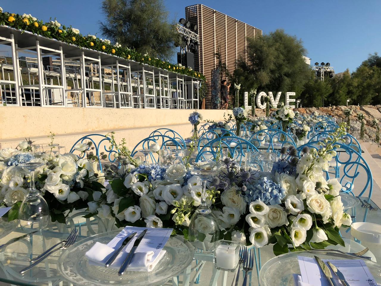 Table Set – wedding floral design by Les Trois Fleurs, Lebanon