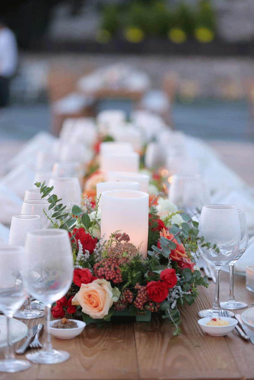 Table Set – wedding floral design by Les Trois Fleurs, Lebanon