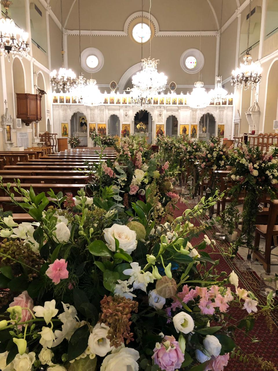 Aisle – wedding floral design by Les Trois Fleurs, Lebanon
